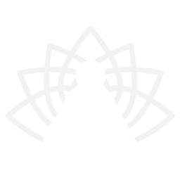 viser mediterende person foran lotusblomst